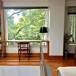 شقة Amazing Mezzanine House With Garden - Centre *