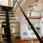 Amazing Mezzanine House With Garden - Centre * Lisboa
