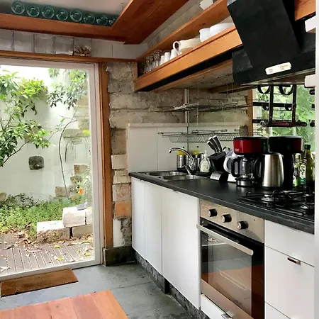 Appartement Amazing Mezzanine House With Garden - Centre *