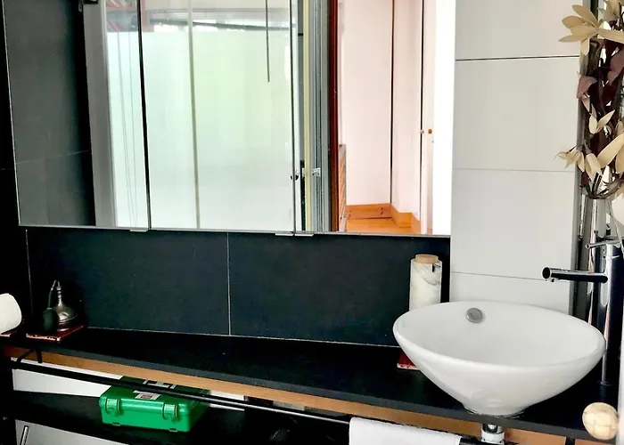 Amazing Mezzanine House With Garden - Centre Apartmán *