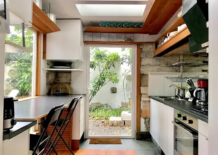 Amazing Mezzanine House With Garden - Centre * Lisboa