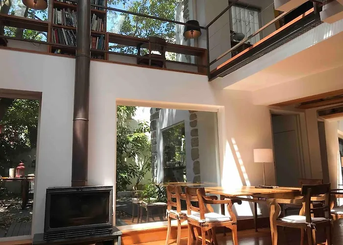 Amazing Mezzanine House With Garden - Centre