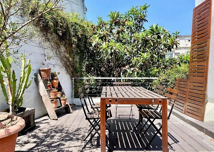Amazing Mezzanine House With Garden - Centre Lissabon